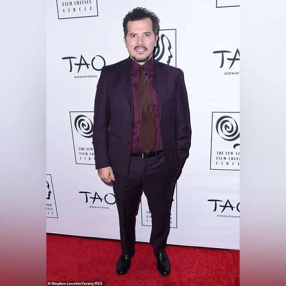 John LeguizamoLIFE SIZE Cardboard Cutout LAST ONE!